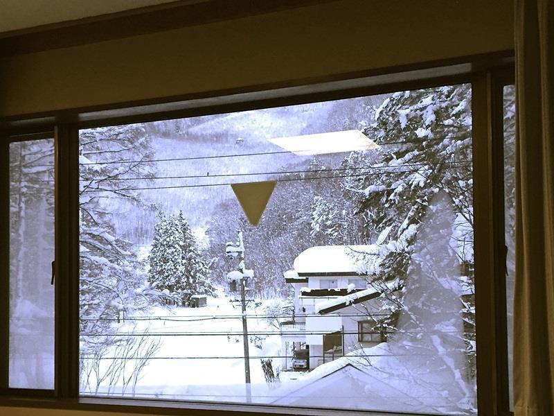 Hakuba Landmark Iwatake Lodge Экстерьер фото