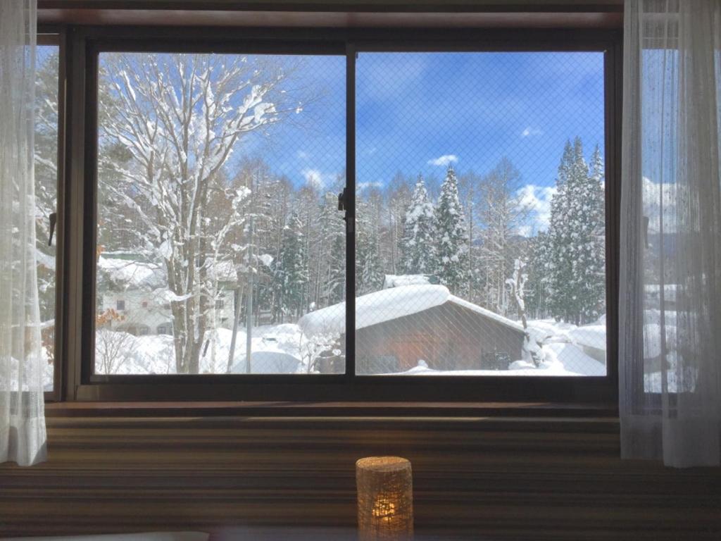 Hakuba Landmark Iwatake Lodge Экстерьер фото